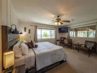 Two Houses on 100 acres-Pool-2 Hot Tubs-45 Min to Yosemite Nat. Park