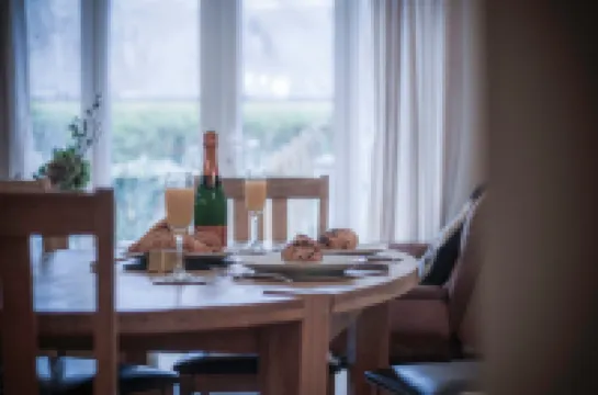 Sea Breeze Apt 3 - 2 Bed - Horton Beach Hotels in Port Talbot