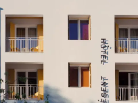 ホテル プレザント - 200m デ アレーヌ ド アルル - アンコール ミュー アルルのホテル