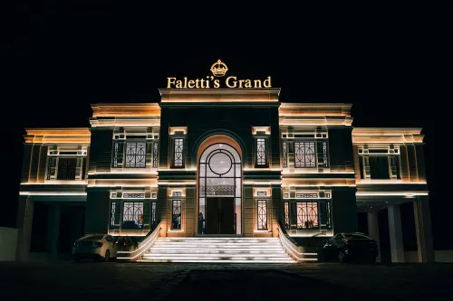 Falettis Grand Bahawalpur Hotel di Bahawalpur