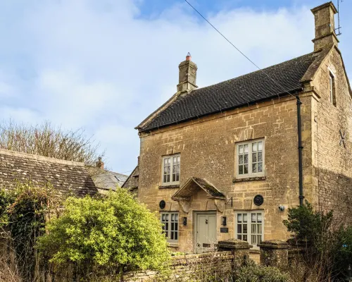 The Gamekeeper's Cottage-Stunning 2 Bed Hoteles en Witney