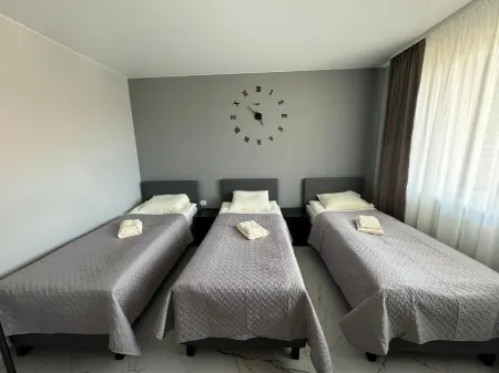 Room-guesthouse Imperia 3 Отели в г. Шяуляй