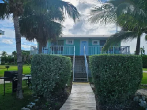 Old Wooden Bridge Resort & Marina