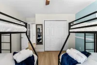 NEW! Walk to Beach 3 Blocks, Big Private Backyard, Firepit, Bunks, Sofa sleeper