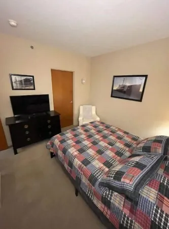 Condo Great for Large Family Отели в г. Сандаски