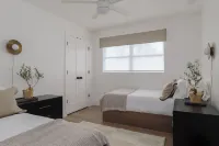Brand NEW Jax Beach Bungalow