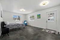 Silver Strike Condo #1 Spacious and Modern. Convenient Centralized Location.