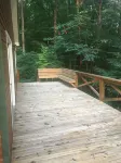 Cozy 2-bedroom cabin in charming Whittier with WiFi, AC