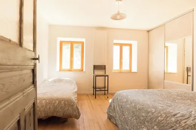 L'Ange : Between mountains and valleys House with pool table Hotels in 