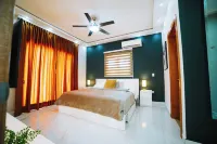 Spacious Luxury 5-Bedroom, 7 Bath Villa w/ AC & Wi-Fi - 15min North of Cabarete