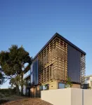 Beach. Luxury. New. Clean.