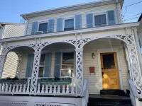 The Strand House with hot tub Hotels near Walgreens