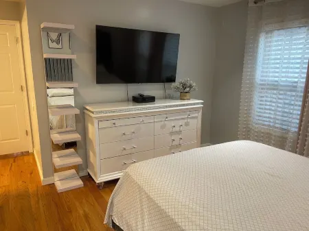 Cityscape Stay near Manhattan