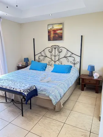 BEACHFRONT Condo Bahia Encantada L1 2-Bedroom Jaco Beach