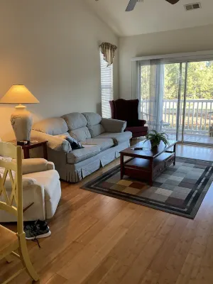 Beach/golf condo. Beach is less than 5 miles, golf is out the window Hotels in Sunset Beach