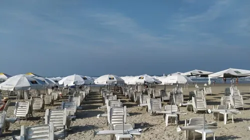 X1f33a;Riviera Apartment with Sea View (Send Message Before)