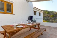 Country house 15 minutes from the beach