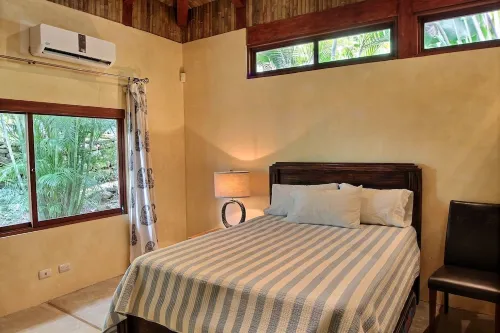 3 min walk to exquisite Hermosa Beach! No roads to cross or hills to hike!