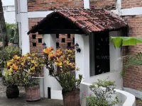 Condo in Zona Romantica