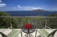 Fall in love with Cottage Adore!