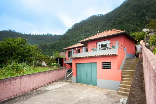 Magnificent house to enjoy the north of the island of Madeira.