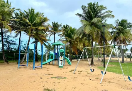 Sand Dollar Beachfront Condo! New upgrades, steps from the beach! Paradise!