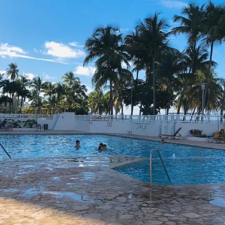 BEACH FRONT CONDO 1 BEDROOM APT IN ISLA VERDE.UPSCALE 5 STAR .NEW LISTING
