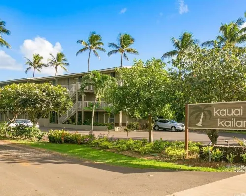 3 Bedroom Ocean Front Condo with Pool & Elevator! Hotels in Kapaa