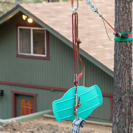 Cozy Pines Hideaway- BBQ, Fire-Pit, Zip-Line, and Fireplace