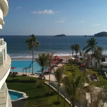 Stunning Ixtapa Sunsets & Ocean Views - Premier Host