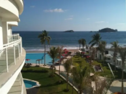 Stunning Ixtapa Sunsets & Ocean Views - Premier Host