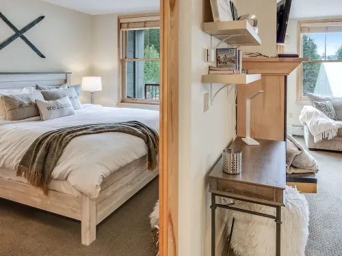 Skistone I, Cozy Keystone Condo, Steps to skiing!