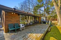 River Access Cottage Mins to Beach 와사가비치 호텔