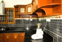 2-bedroom Villa/  Apartment/ Homestay in Chennai with WiFi, AC and Kitchen!