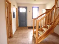 Beautiful thatched roof house with south-facing terrace, 2 shower rooms and 2 parking spaces Hotel a Prerow