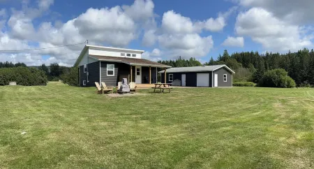 Nanook’s Den Escape to the beauty of the mountains               Internet, GBTV