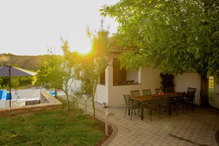 Beautiful villa with pool