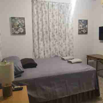 A minute from the expressway to travel anywhere in Puerto Rico Rooms