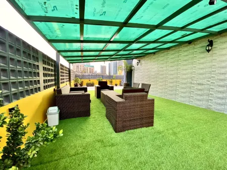 Elegant & Spacious 2br family apt, Sharahe Faisal