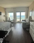 SUNRISE IN BED~BREATHTAKING OCEAN VIEWS~COUPLES RETREAT!