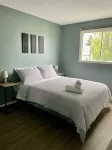 Mountain Style 4-bedroom Home near Jasper NP gate - 3-Star