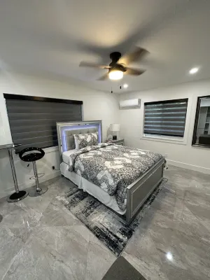 Luxury unit B Hotel a Margate