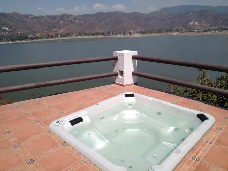 La Casita Bendita Отели рядом с достопримечательностью «Rancho El Reencuentro»