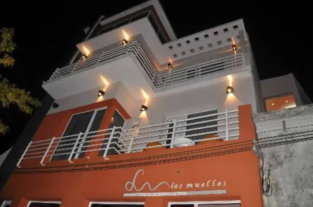 Los Muelles Boutique Hotel Отели рядом с достопримечательностью «Bodega Familia Irurtia»