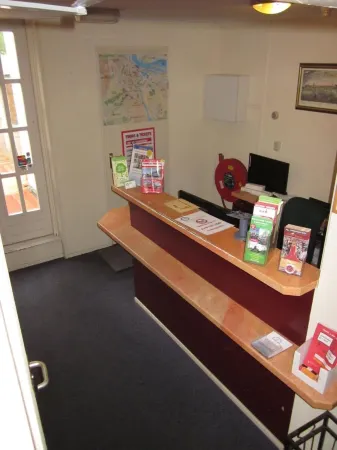 Amsterdam Hostel Uptown