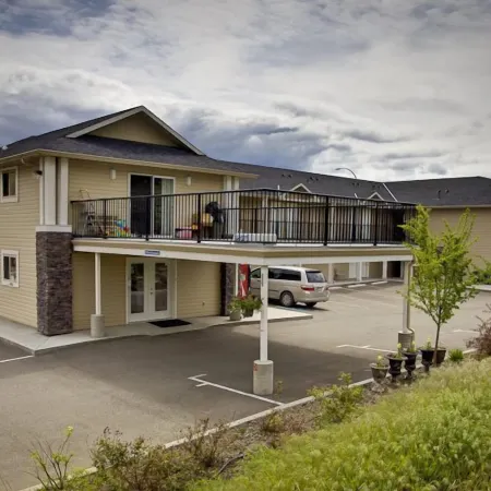 Lake Country Inn