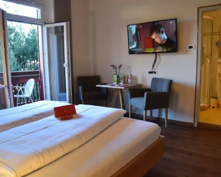 安格堡布魯蒙酒店 阿皮亞諾蘇拉斯特拉達德爾維諾酒店