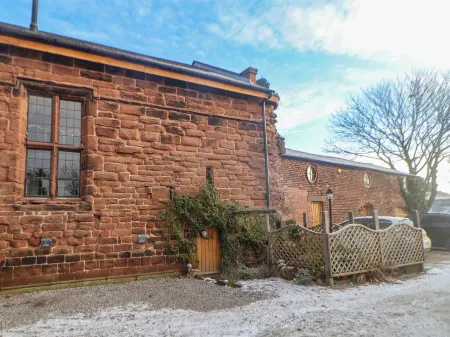 Monastery Hall Отели в г. Эллесмер-Порт