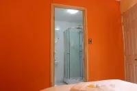 Hostal Baquedano - بيوت الشباب