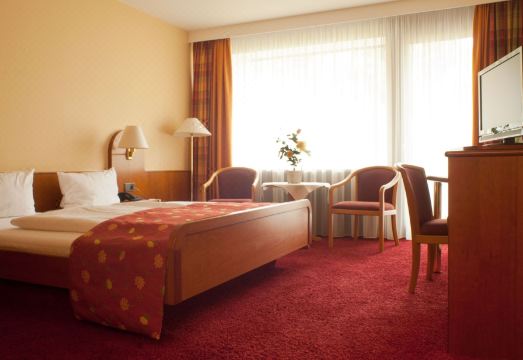 1. 호텔 클로스터 ..